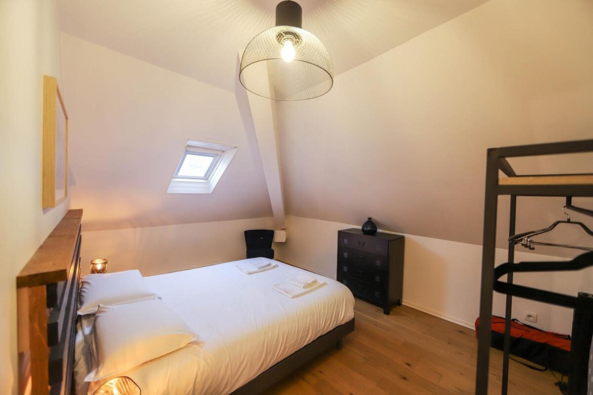 Le Factory Duplex En Vieille Ville Cote Lac Annecy Bagian luar foto