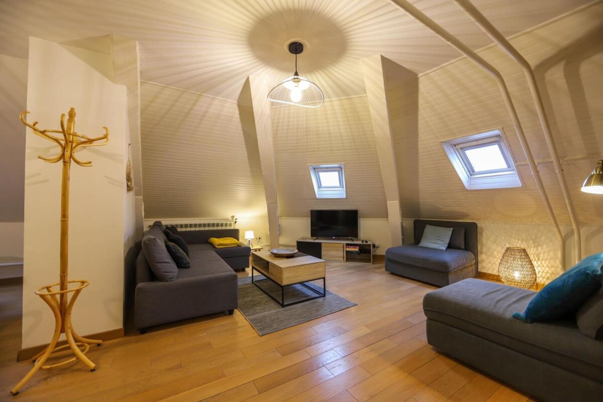 Le Factory Duplex En Vieille Ville Cote Lac Annecy Bagian luar foto