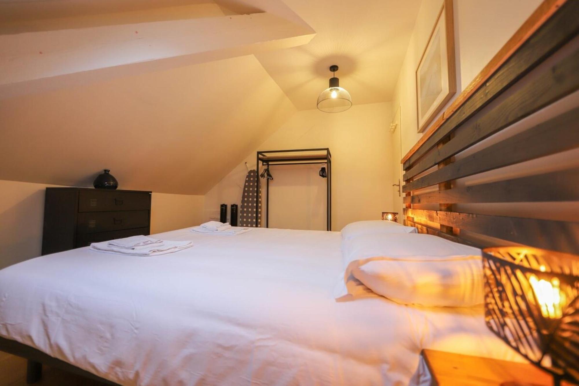 Le Factory Duplex En Vieille Ville Cote Lac Annecy Bagian luar foto